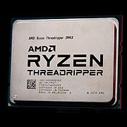 Процессор AMD ThreadRipper 3990X архитектуры ZEN2 с 64 ядрами и 128 потоками