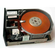 Первый 5-дюймовый жёсткий диск - Seagate ST-506 6 Мб