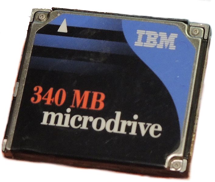 Появление первого 1 дюймового накопителя на жестких магнитных дисках - IBM Microdrive 340 Мб