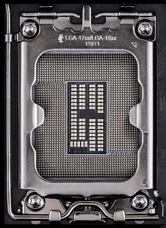Intel core i5 lga 1700. Сокете Intel LGA 1700.. LGA 1700 И LGA 1200. 1700 Сокет процессоры. Скальпированный процессор LGA 1700.